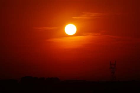 Scientists Warn Disastrous Consequences Against Plans of Dimming the Sun | Nature World News