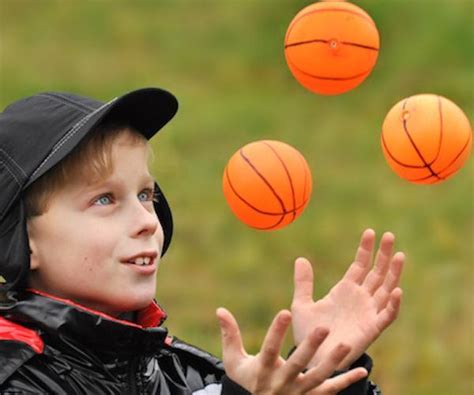 How To Improve Hand Eye Coordination For Basketball / Basketball Ball Handling Drills Hand Eye ...