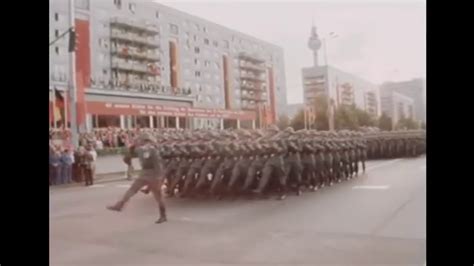 East German Military Parade | 15th Anniversary of the Berlin Wall, 14 August, 1976 - YouTube