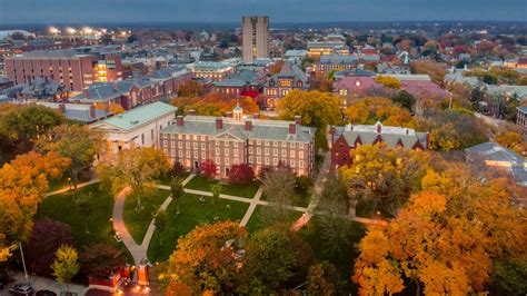 Campus Tours | Undergraduate Admission | Brown University