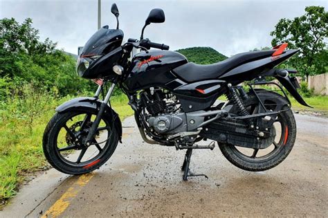 Bajaj Pulsar 125 BS6 engine launched in market, Know tremendous ...