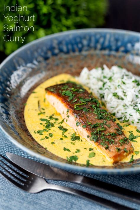 Indian Salmon Curry with Yoghurt Sauce - Krumpli