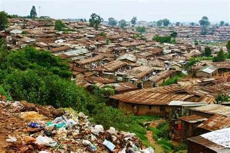 Kibera é a Maior Favela da África e Fica em Nairobi no Quênia