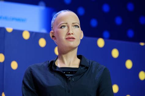 Dünyaca Ünlü Robot Sophia İlk Kez Türkiye'ye Geldi - İTÜ ARI Teknokent