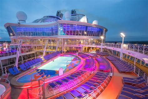 Harmony of the Seas – video