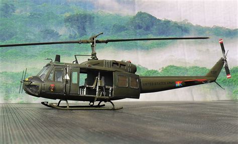 UH-1D(?), Huey, 7th Air Cavalry, Vietnam, 1970 - Ready for Inspection - Aircraft - Britmodeller.com