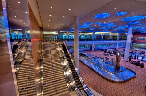 Winnipeg Airport Terminal 3 | View of the arrivals stairs, e… | Flickr