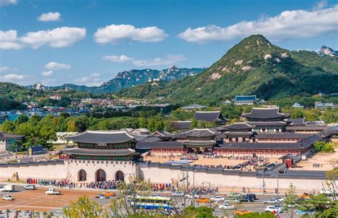 Located in the heart of Seoul, Gyeongbokgung Palace is one of South ...