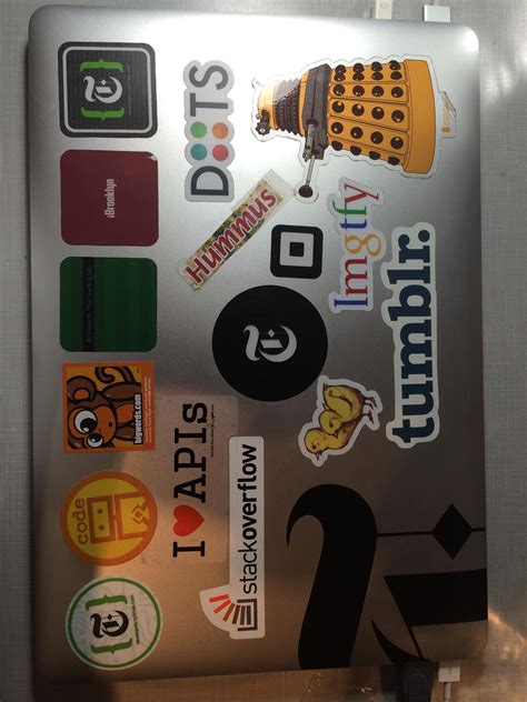 hardware - How can I remove stickers from the lid of my MacBook Pro? - Ask Different