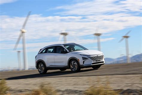 2019 Hyundai Nexo Fuel Cell Vehicle Features 370 Miles Of Range - autoevolution