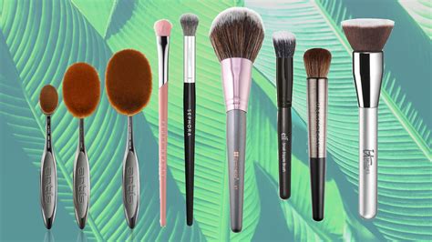 19 Cruelty-Free Makeup Brushes for the Ethical Beauty Lover - Allure