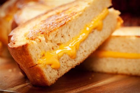 Simple Tricks for Making the Best Grilled Cheese Sandwiches