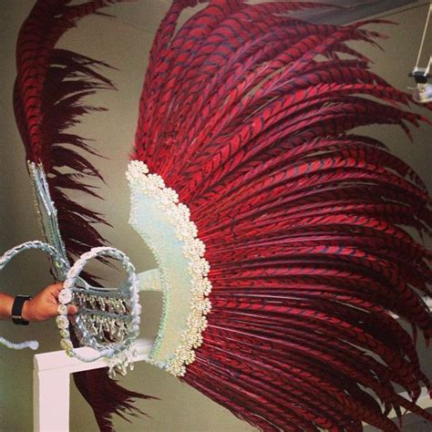 Going Red! Samba Couture | Luxury Brazilian Samba Costumes Atelier ...