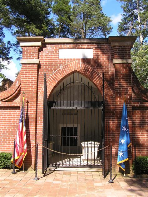 George Washington Burial Place in Mount Vernon, Va. – Steven On The Move