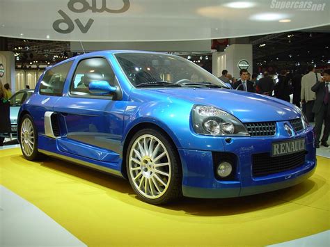 Renault Clio Sport V6 | New Car Price, Specification, Review, Images