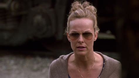 Ray-Ban Women's Sunglasses Worn By Melora Hardin (Jan Levinson) In The ...