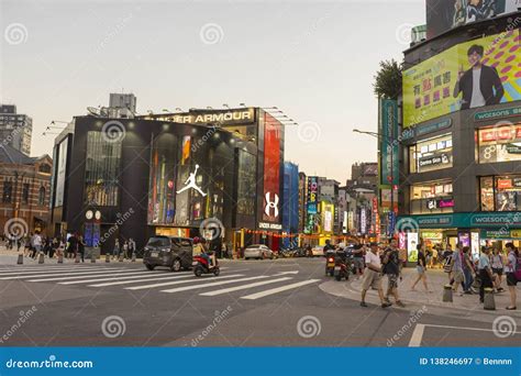 Many Tourists Walking at Ximending Shopping District in Taipei, Taiwan ...