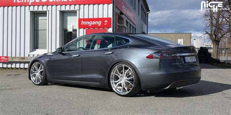 This Tesla Model S on Niche Wheels is a Silent Custom