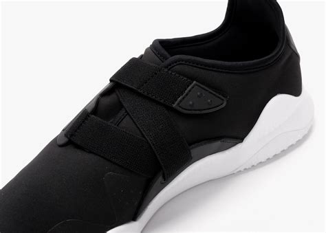 PUMA Evolution Mostro Black White - Sneaker Bar Detroit