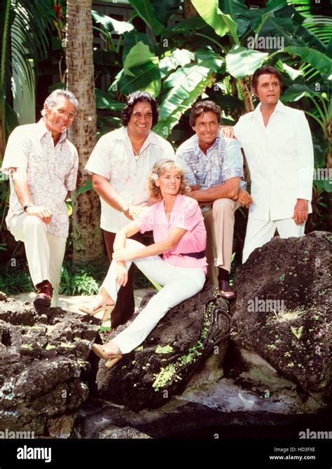 HAWAII FIVE-O, Herman Wedemeyer, Moe Keale, Sharon Farrell, William ...