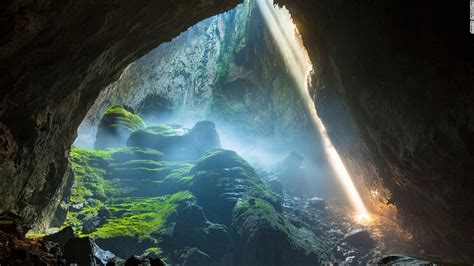 Hang Son Doong, world's largest cave, is in Vietnam - CNN | CNN Travel