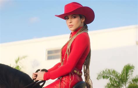 Shakira regresa con ‘El Jefe’: Su poderosa nueva canción de corrido ...