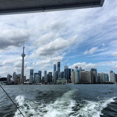 Chicago vs. Toronto: Which City has the Best Skyline? | Smart Cities Dive