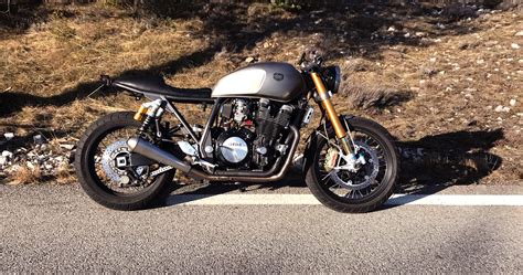 CRD30 Cafe Racer Yamaha XJR1300 por Cafe Racer Dreams - Madrid