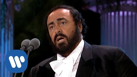 Luciano Pavarotti sings "Nessun dorma" from Turandot (The Three Tenors in Concert 1994) - YouTube