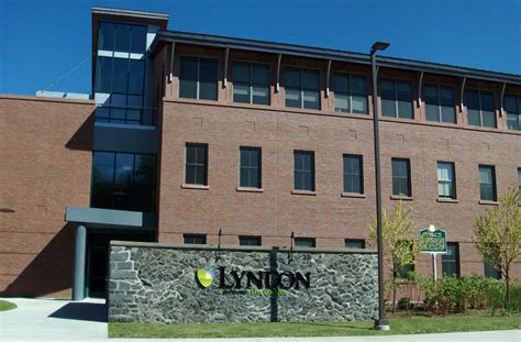 Lyndon State College - Unigo.com