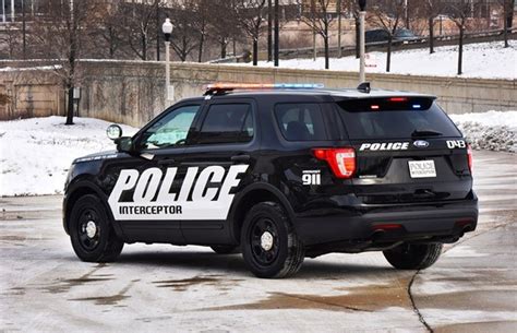 Ford apresenta novo carro de polícia, o Police Interceptor