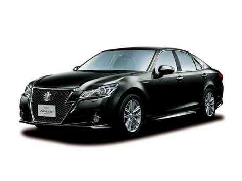 Toyota Reveals New 2013 Crown Royal and Crown Athlete Sedans in Japan | Carscoops