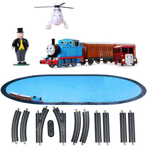 Bachmann Trains Deluxe Thomas & Friends HO Scale Set + 12-Piece Track ...