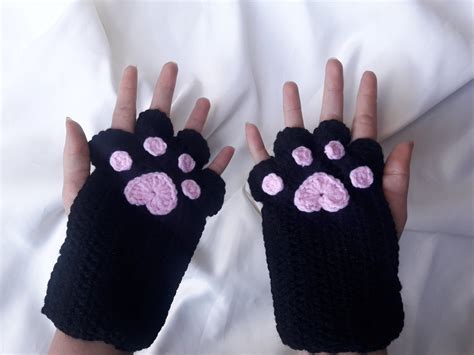 Knitted Cat Paw Gloves / Kawaii Crochet Cat Fingerless Gloves ...