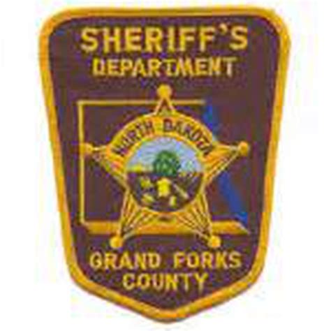 Man trapped under pallet of cardboard in Grand Forks County | News | KFGO-790