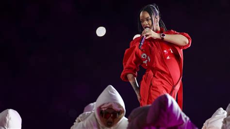 Rihanna’s full Apple Music Super Bowl LVII Halftime Show