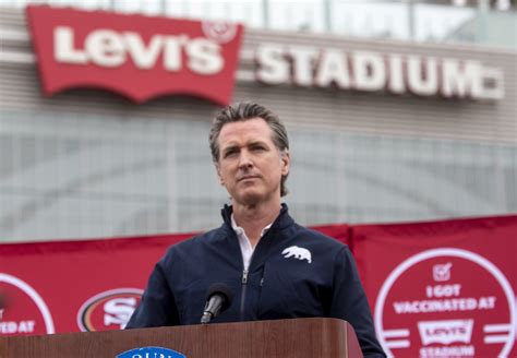 Coronavirus: California's largest vaccine site launches at Levi's Stadium