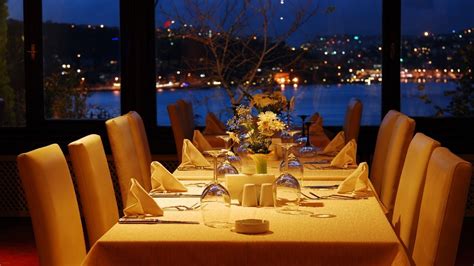 Best Restaurants in Vegas with a View - BallenVegas.com