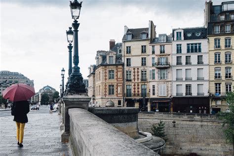 nuzhataziz | Rain street, Street, Paris