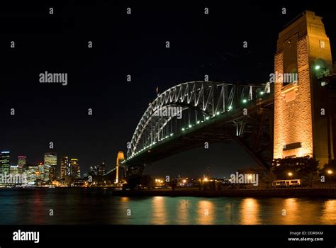 Sydney Harbour Bridge at Night, Sydney, NSW, Australia Stock Photo - Alamy