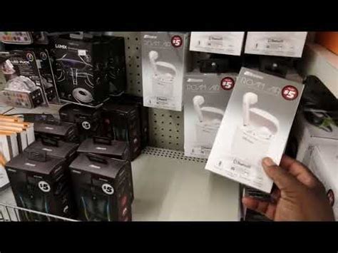 dollar tree 🌳 Bluetooth speakers 🔊 & headphones 🎧 5 bucks - YouTube