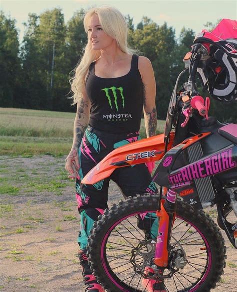 Dirt bike stuff Motocross Love, Motocross Girls, Dirt Bike Girl, Biker ...