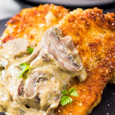 Chicken Schnitzel with Mushrooms and White Wine Sauce Recipe - Olivado