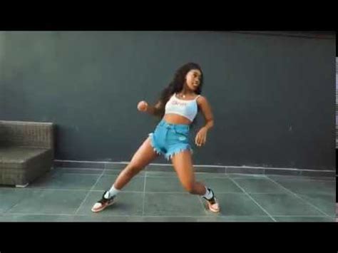 Kamo Mphela Amapiano dance moves - YouTube