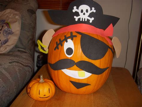 20+ Pirate Pumpkin Carving Ideas – The Urban Decor