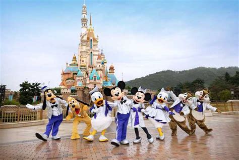 Hong Kong Disneyland Resort Excites Fans with a Full Year of Magical ...