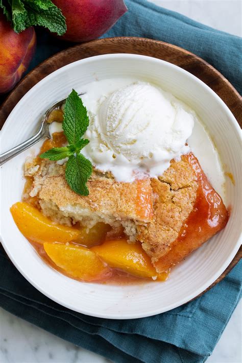 Homemade Peach Cobbler Recipe