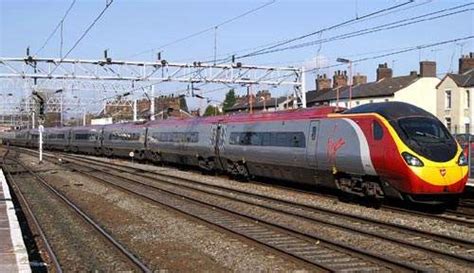 Class 390 Pendolino Tilting Trains - Railway Technology