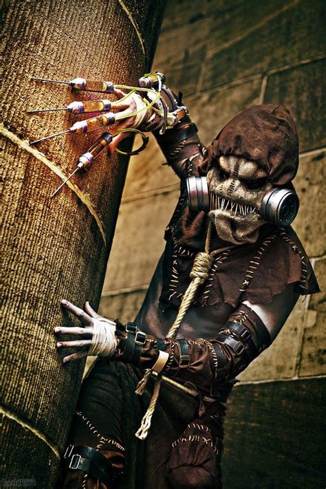 Creepy Cosplay That's As Horrifying As Anything We See In The Movies - Creative Cosplay Designs