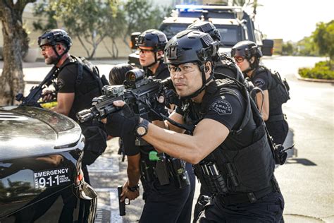 SWAT on CBS: cancelled? season six? - canceled + renewed TV shows, ratings - TV Series Finale